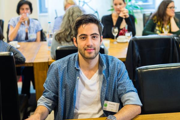 A Transparent German Language Course: Learn Anytime with Online, Mobile, Interactive, Social and Software Tools A Transparent German Language Course: Learn Anytime with Online, Mobile, Interactive, Social and Software Tools